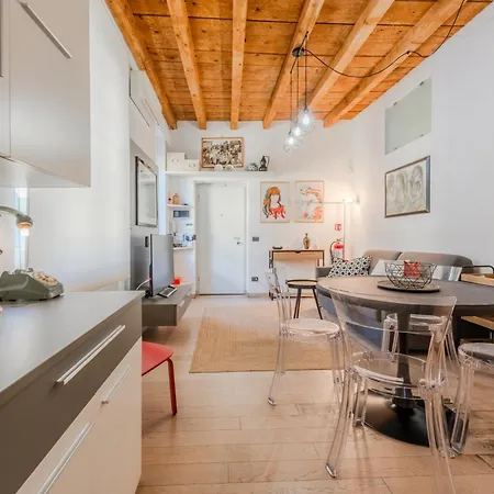 Crocetta Modern Flat Apartment Milan Exterior photo